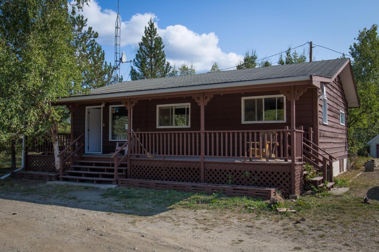Bedrock Motel Mayo Landing Exterior foto